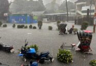 চট্টগ্রাম নগরীতে টানা ভারি বর্ষণে তীব্র জলাবদ্ধতা