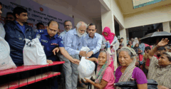 সরকার বন্যাদুর্গতদের পাশে আছে – দুর্যোগ ব্যবস্থাপনা ও ত্রাণ প্রতিমন্ত্রী
