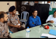 সুনামগঞ্জের তাহিরপুরের যাদুকাটা-১ ও ২ পরিদর্শন শেষে সাংবাদিকদের সাথে নৌ-পুলিশের এডিশন্যাল ডি আই জি মোঃ আব্দুল ওয়ারীশ