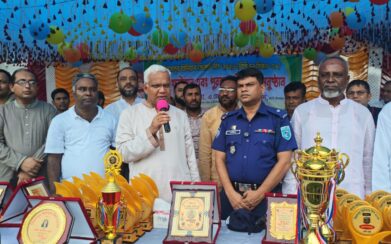 বড় মাঠেই তৈরি হবে মিনি স্টেডিয়াম: বিরামপুর বিপিএল ফাইনাল পর্বে ঘোষণা মন্ত্রীর